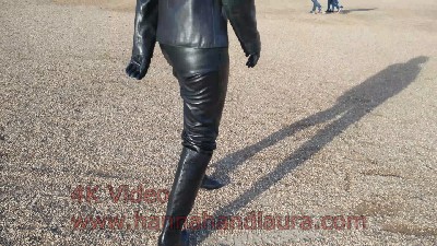 4K-Video-girls-in-leather-pants-and-boots-jenny