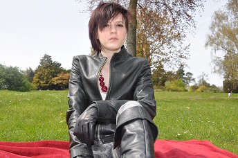 Girls-in-leather-pants